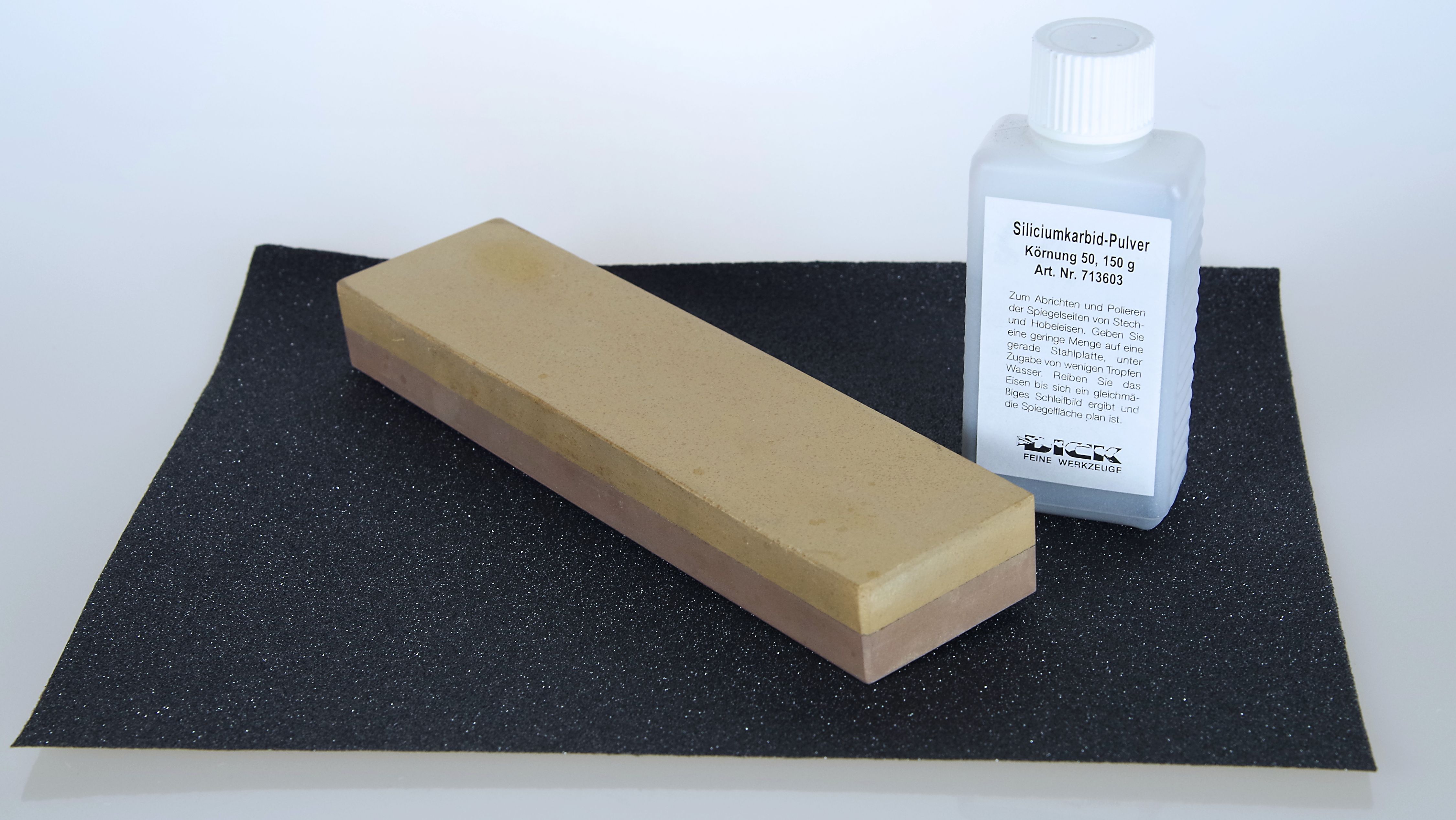 Schleifpapier mit Siliziumkarbidpulver